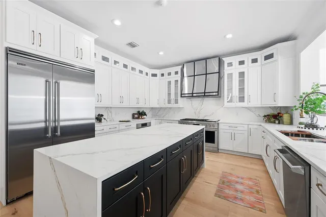 $3,389,000 | 16502 Millan De Avila, Tampa, FL 33613