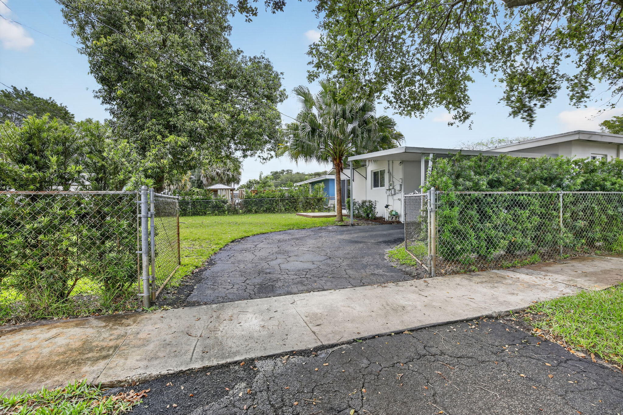 4219 West Park Road Hollywood, FL 33021 - Photo 35 of 44 36-web-or-mls-_A7A6627