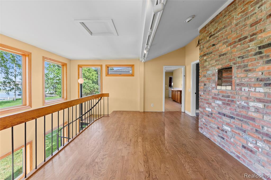 2354 Grove Park Road Fenton, MI 48430 - Photo 9 of 47
