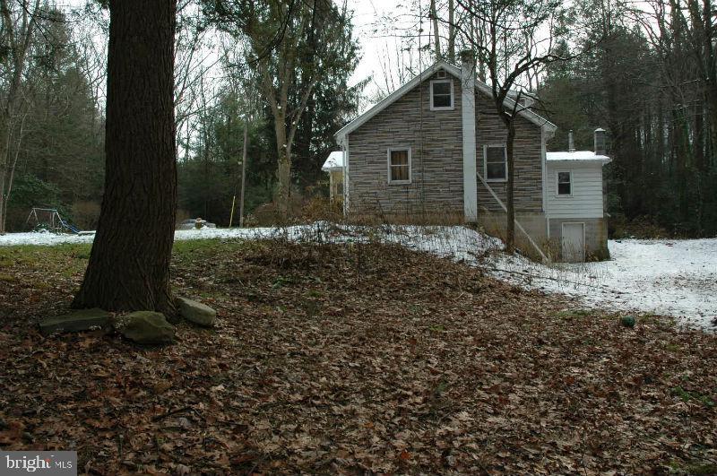 985 Swopes Valley Road Pine Grove, PA 17963 - Photo 4 of 21 Gallery Image 4