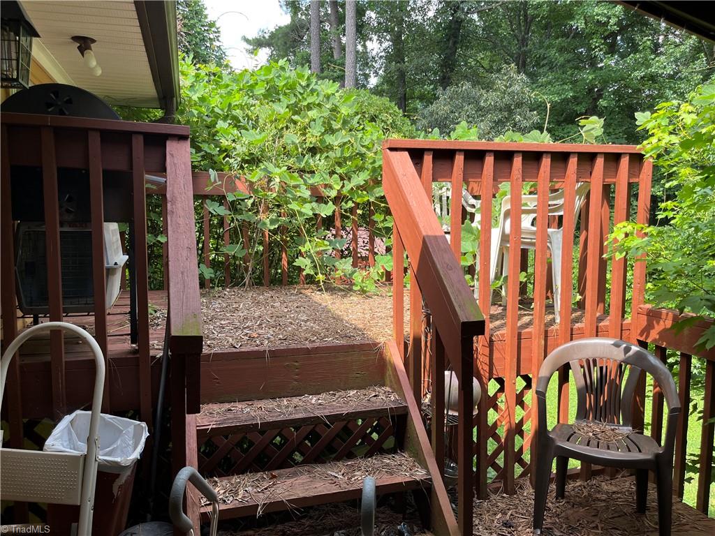 516 Mt Olivet Church Road Lexington, NC 27295 - Photo 11 of 49 OPEN DECK FORGRILLING & PLANTS