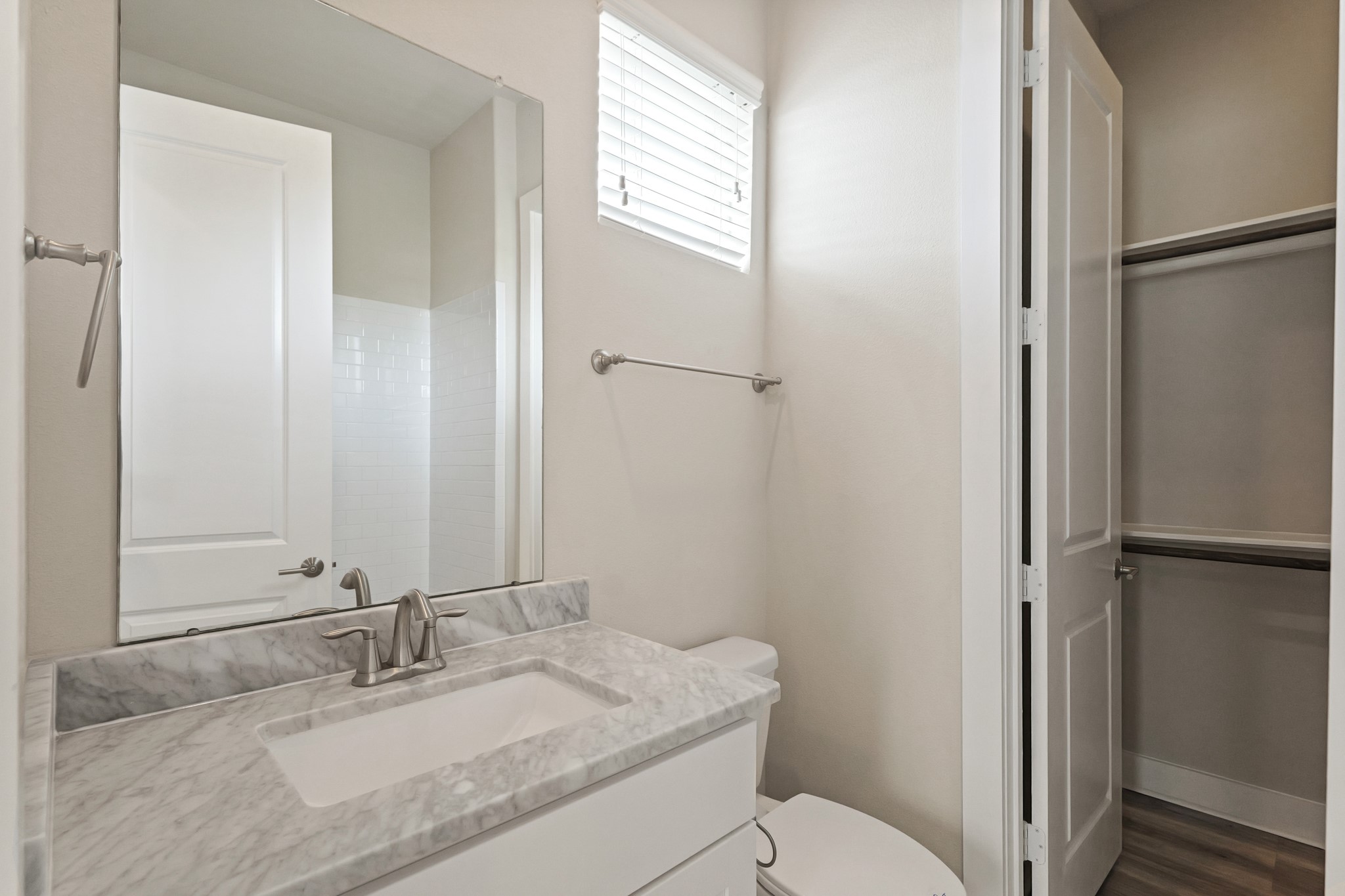 906 West 17th Street, Unit E Houston, TX 77008 - Photo 24 of 36