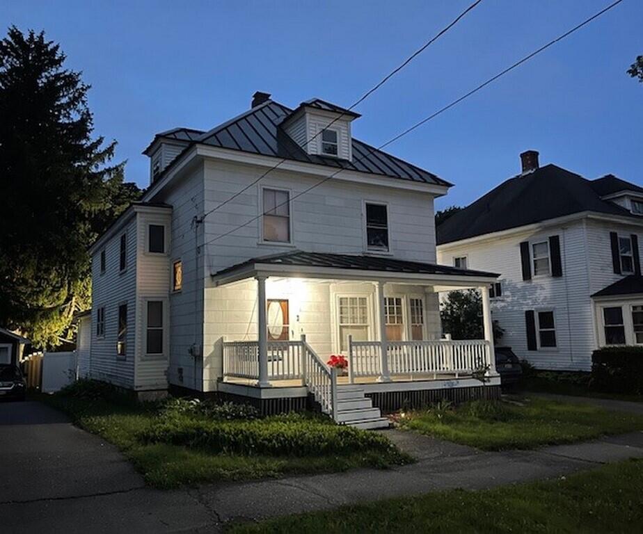 153 Maple Street Bangor, ME 04401 - Photo 2 of 51 Pic 1 (2)