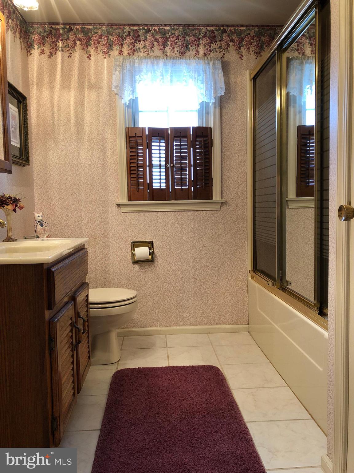 2951 Newport Road Manheim, PA 17545 - Photo 22 of 24 second floor bath