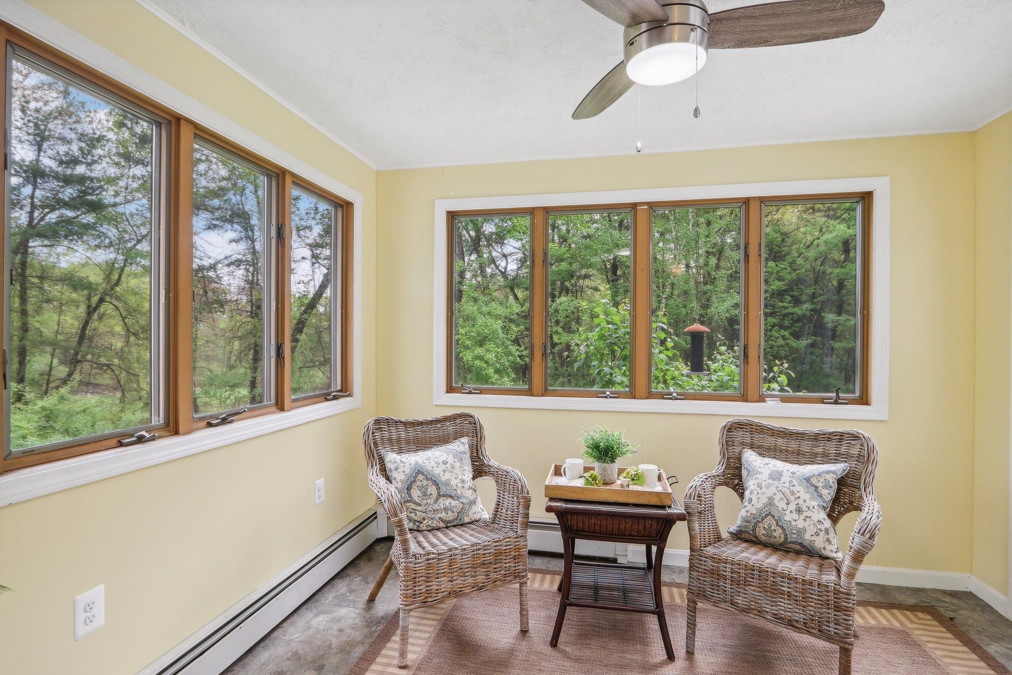 68 Mammoth Road Londonderry, NH 03053 - Photo 23 of 39
