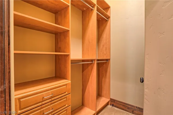 $8,900 | 15 Vía Lido, Henderson, NV 89011