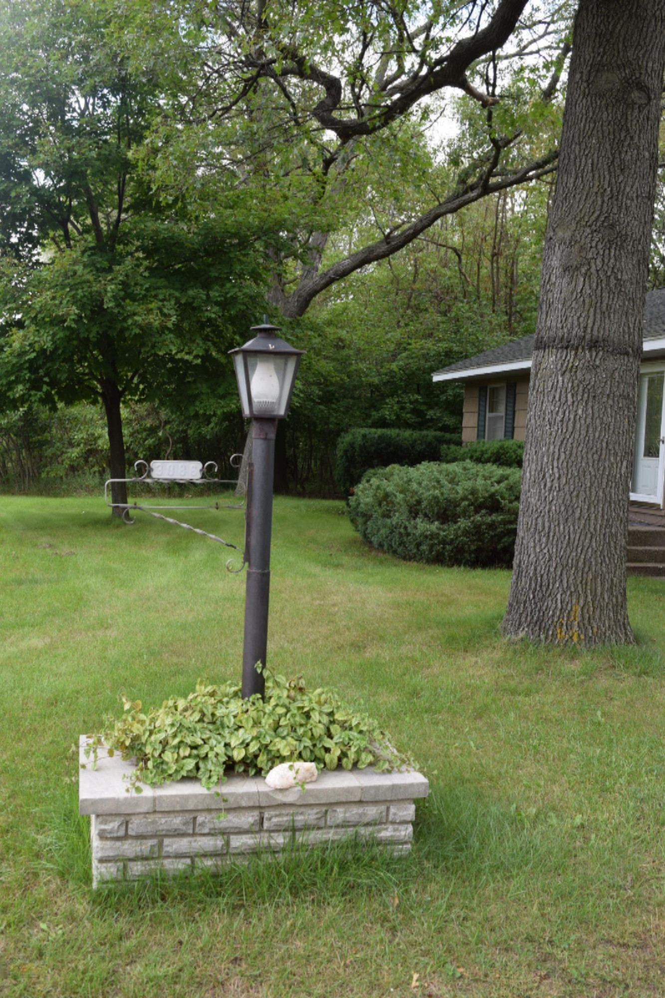 3086 Service Road Muskegon, MI 49444 - Photo 3 of 32 Service 014