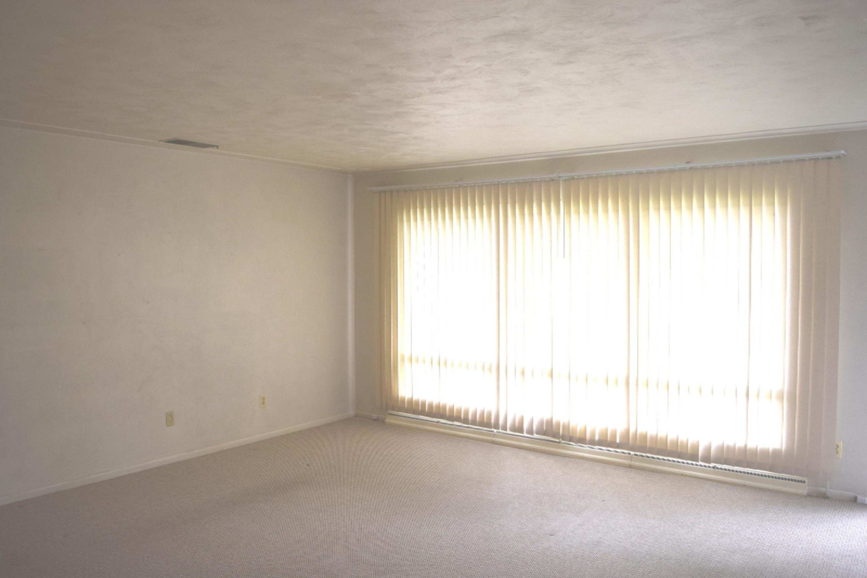 3086 Service Road Muskegon, MI 49444 - Photo 5 of 32 Service 016