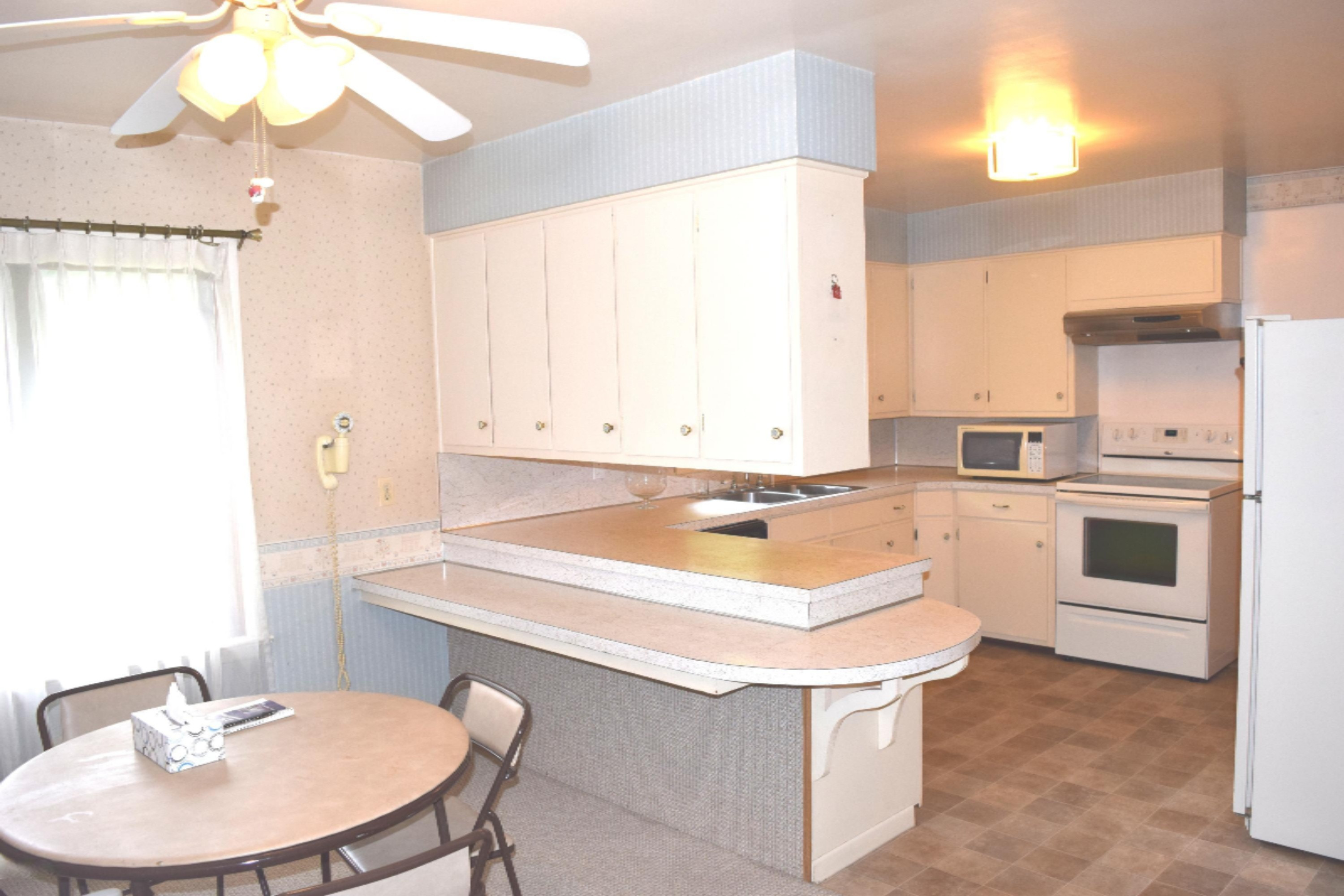 3086 Service Road Muskegon, MI 49444 - Photo 6 of 32 Service 017