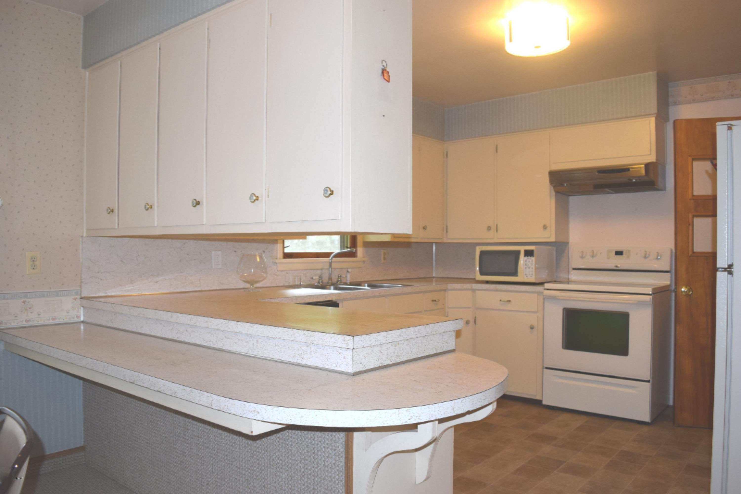 3086 Service Road Muskegon, MI 49444 - Photo 9 of 32 Service 047