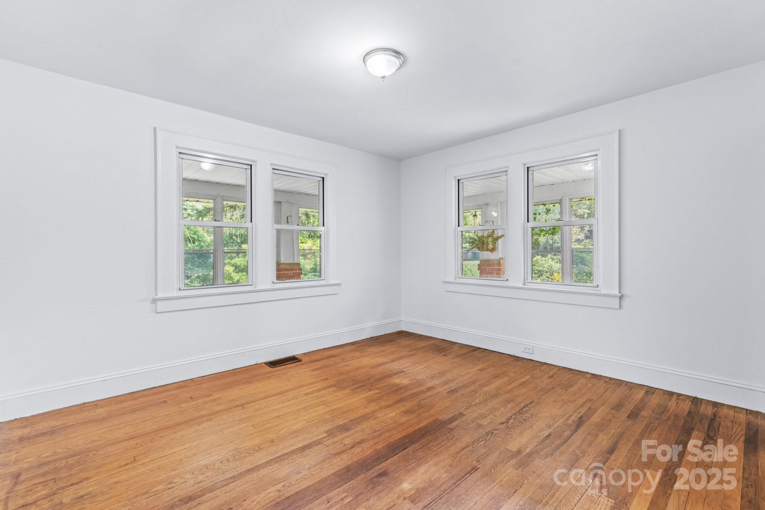 160 McLean Road Weaverville, NC 28787 - Photo 8 of 25