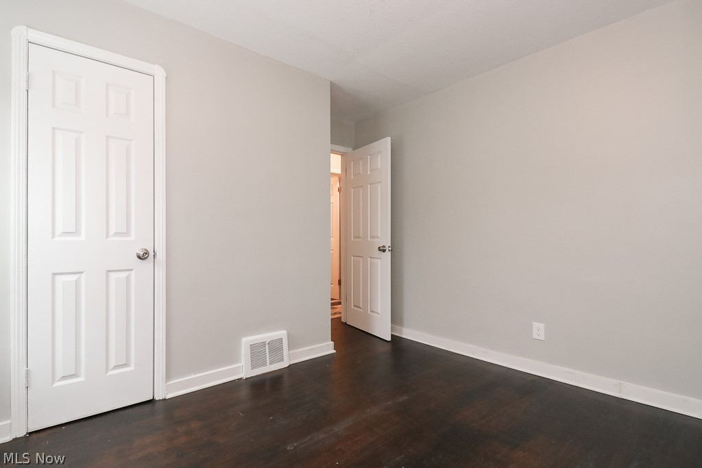 4481 Tiedeman Road Cleveland, OH 44144 - Photo 15 of 29 Gallery Image 15