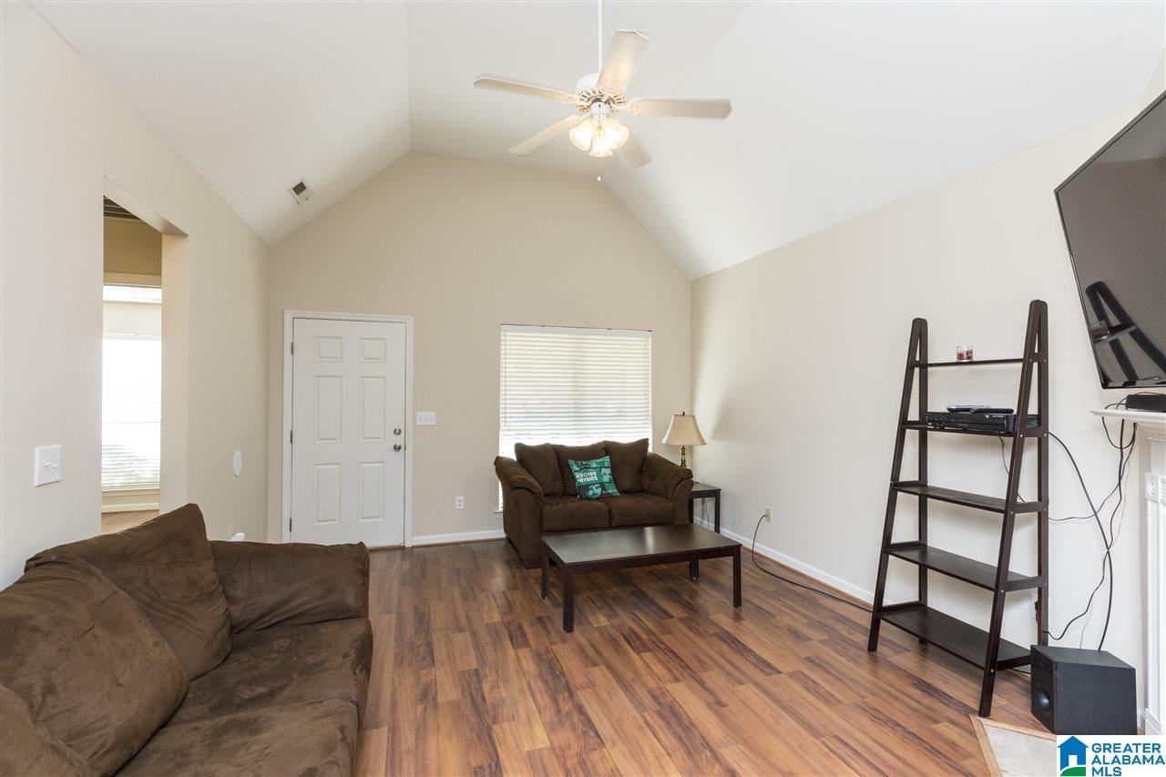 4059 Forest Lakes Road Sterrett, AL 35147 - Photo 4 of 23