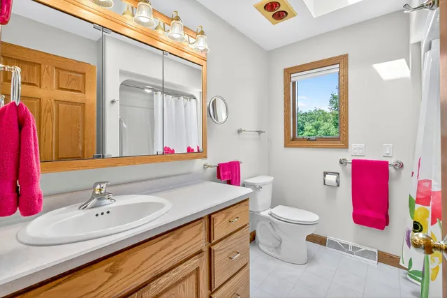 $698,000 | N1180 County Rd EE, Redgranite, WI 54970