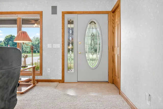 $698,000 | N1180 County Rd EE, Redgranite, WI 54970