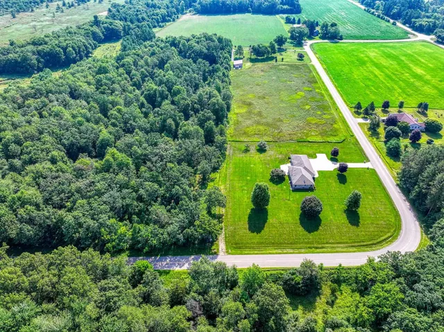 $698,000 | N1180 County Rd EE, Redgranite, WI 54970