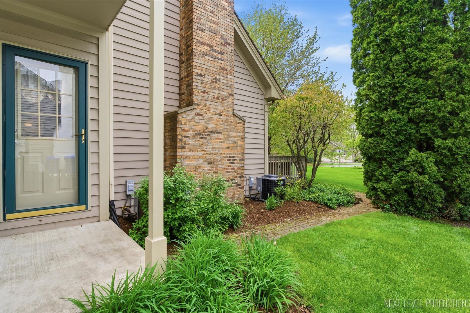 1005 Stonehedge Road St. Charles, IL 60174 - Photo 41 of 45 Gallery Image 41