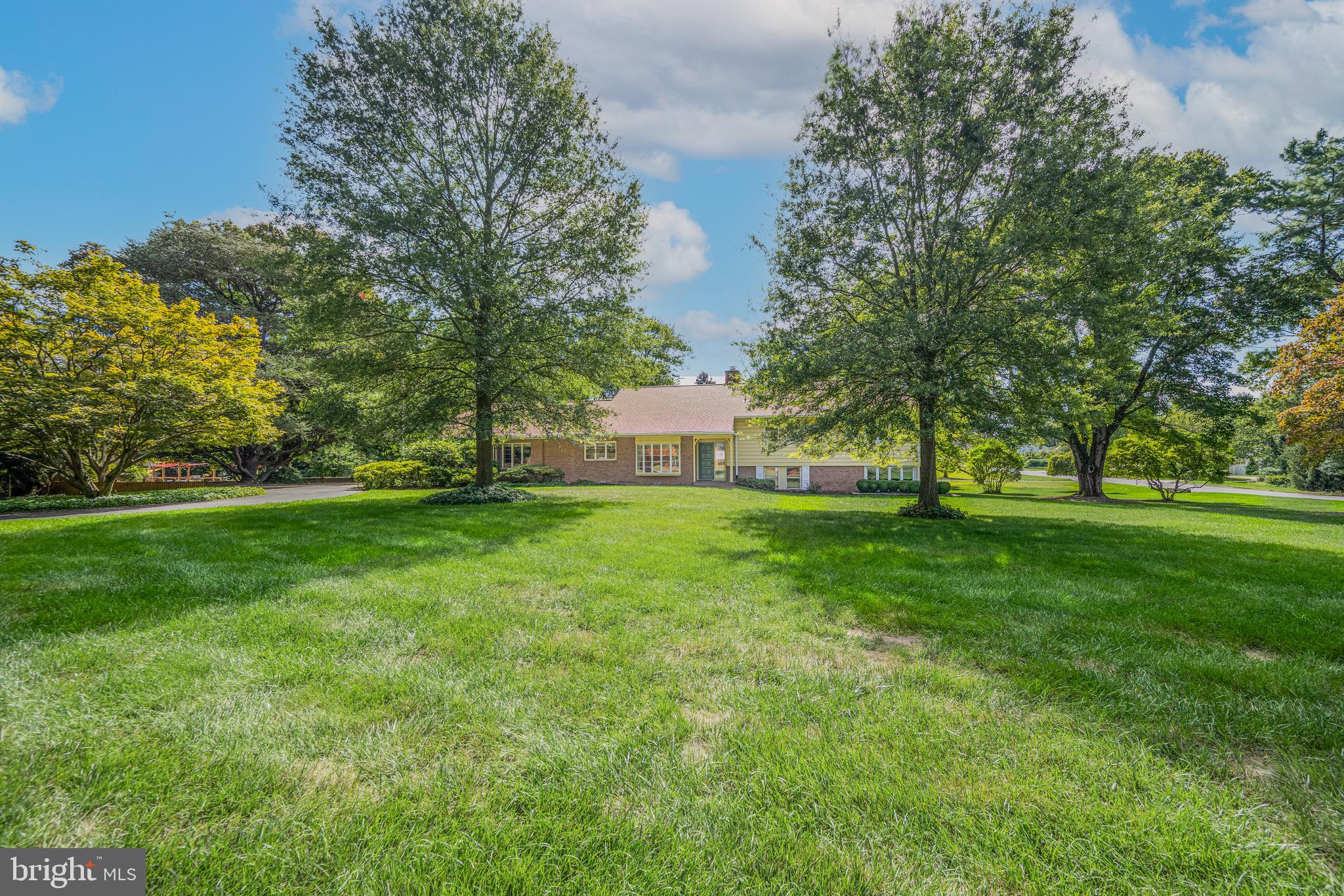 5002 Durham Road East Columbia, MD 21044 - Photo 11 of 62 Lots of green space in front and back yard