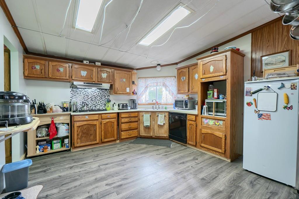 408 Palmer Road Ware, MA 01082 - Photo 23 of 31
