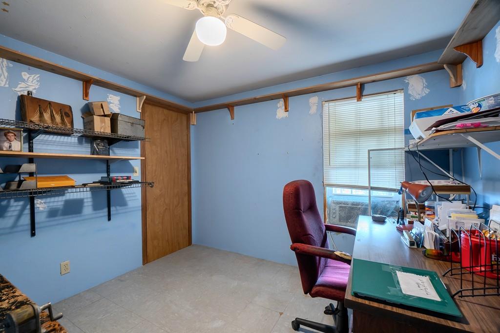 408 Palmer Road Ware, MA 01082 - Photo 9 of 31
