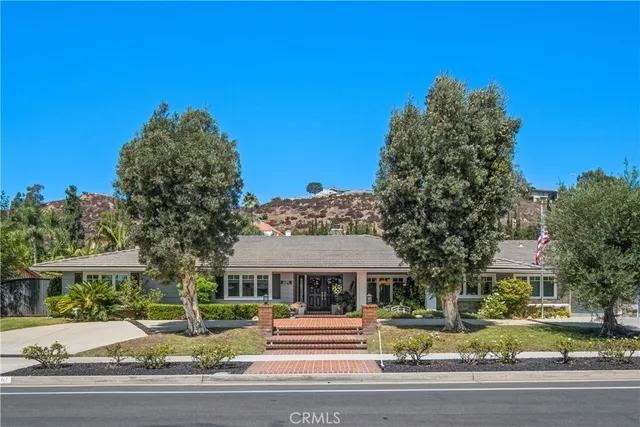 $3,295,000 | 12261 Browning Avenue, North Tustin, CA 92705