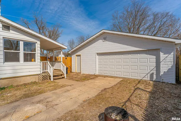 $119,000 | 108 South Church Street, Green Valley, IL 61534