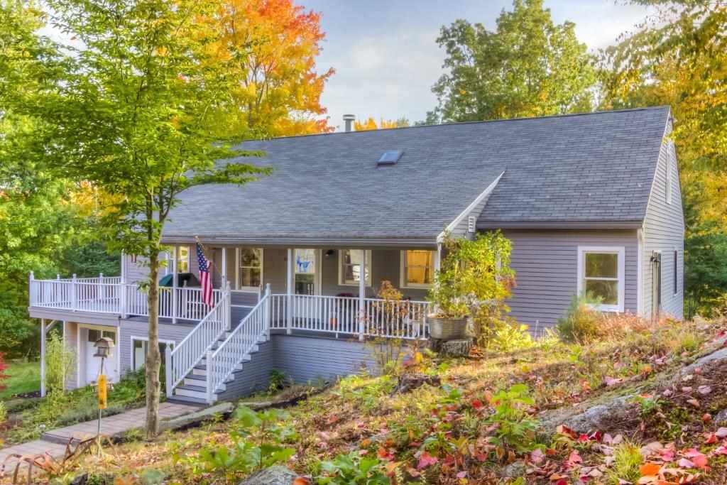 88 Watson Road Exeter, NH 03833 - Photo 3 of 40