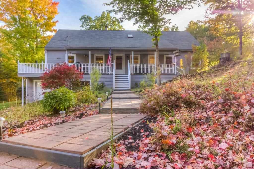 88 Watson Road Exeter, NH 03833 - Photo 4 of 40