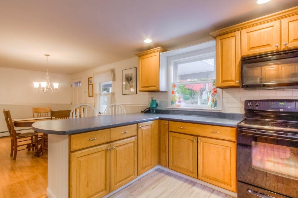 88 Watson Road Exeter, NH 03833 - Photo 9 of 40