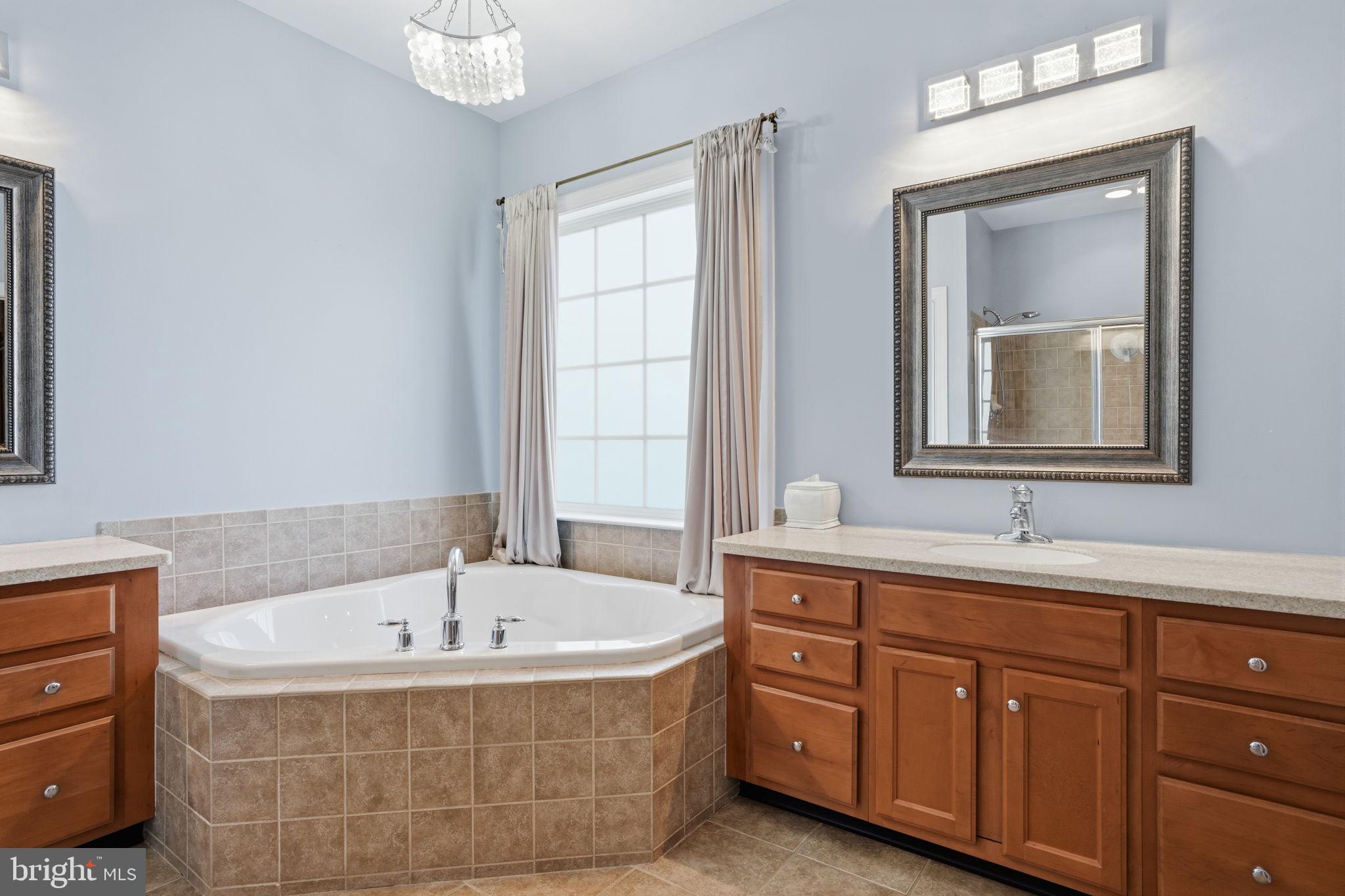 1735 Iron Horse Road Huntingdon Valley, PA 19006 - Photo 22 of 44