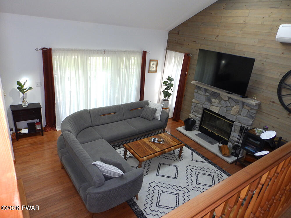 166 Heather Hill Road Dingmans Ferry, PA 18328 - Photo 4 of 38