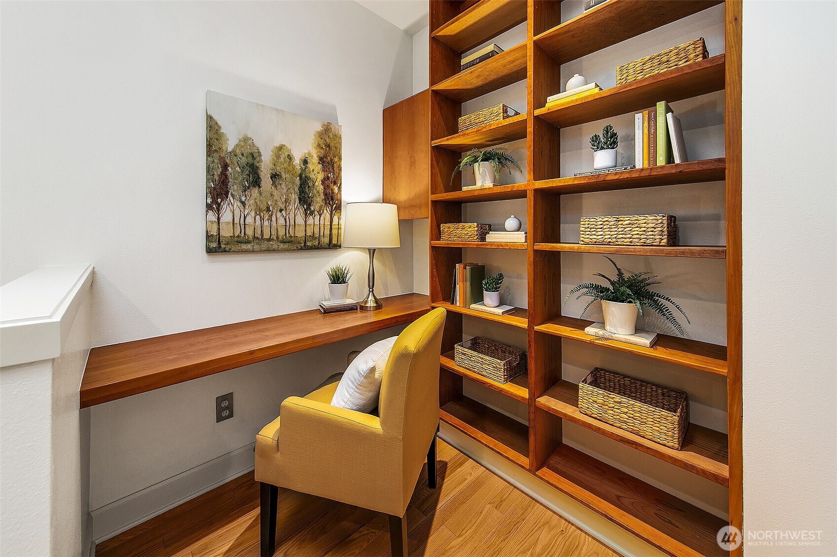 61 Pine Street, Unit 203 Edmonds, WA 98020 - Photo 16 of 34