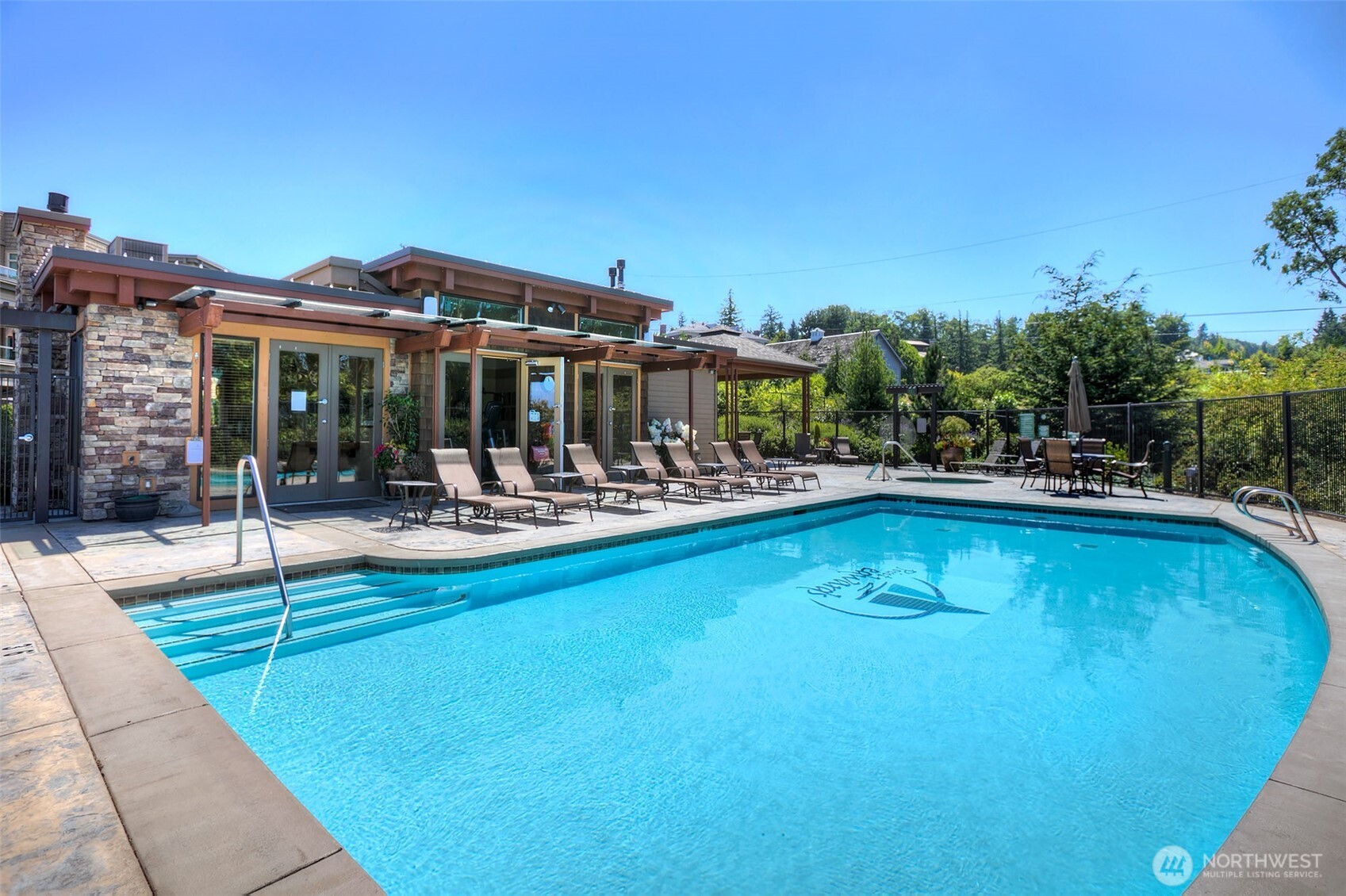 61 Pine Street, Unit 203 Edmonds, WA 98020 - Photo 31 of 34