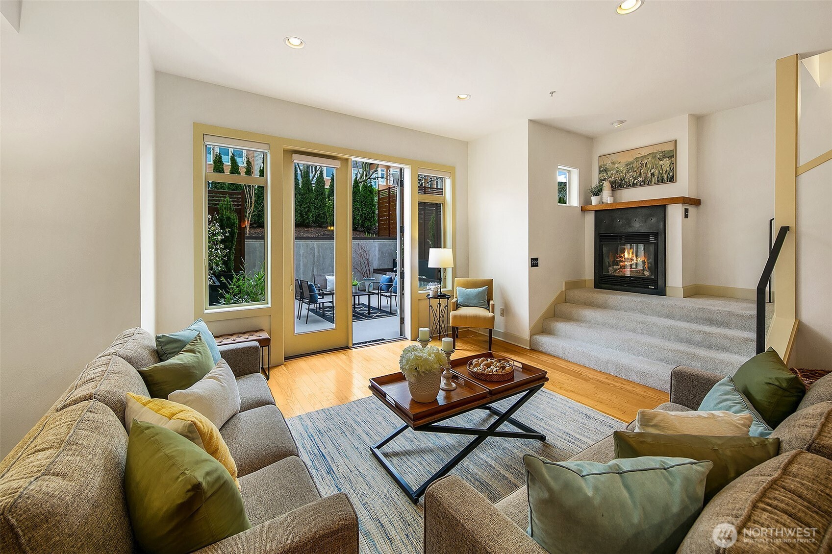 61 Pine Street, Unit 203 Edmonds, WA 98020 - Photo 5 of 34