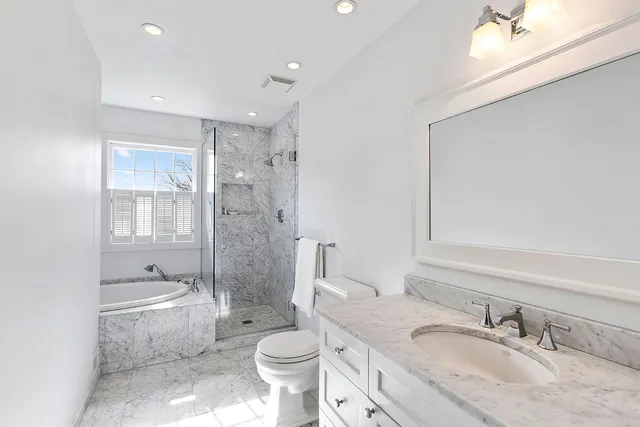 $60,000 | Undisclosed Address, Southampton, NY 11968