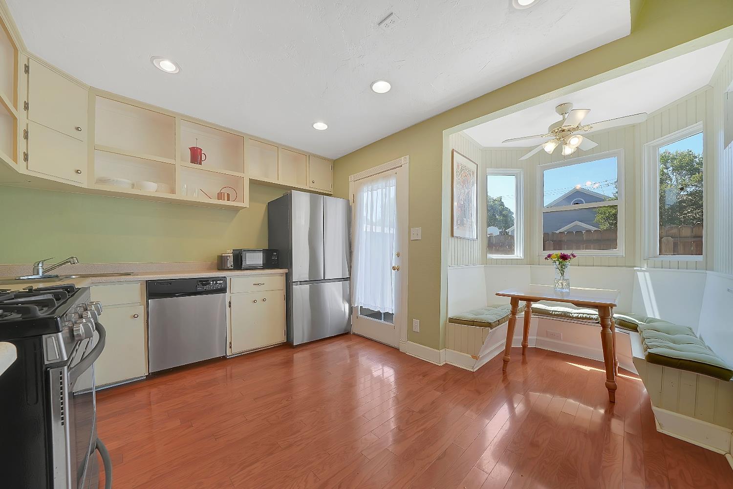 104 South Church Street Ione, CA 95640 - Photo 11 of 33 Bright and light kitchen