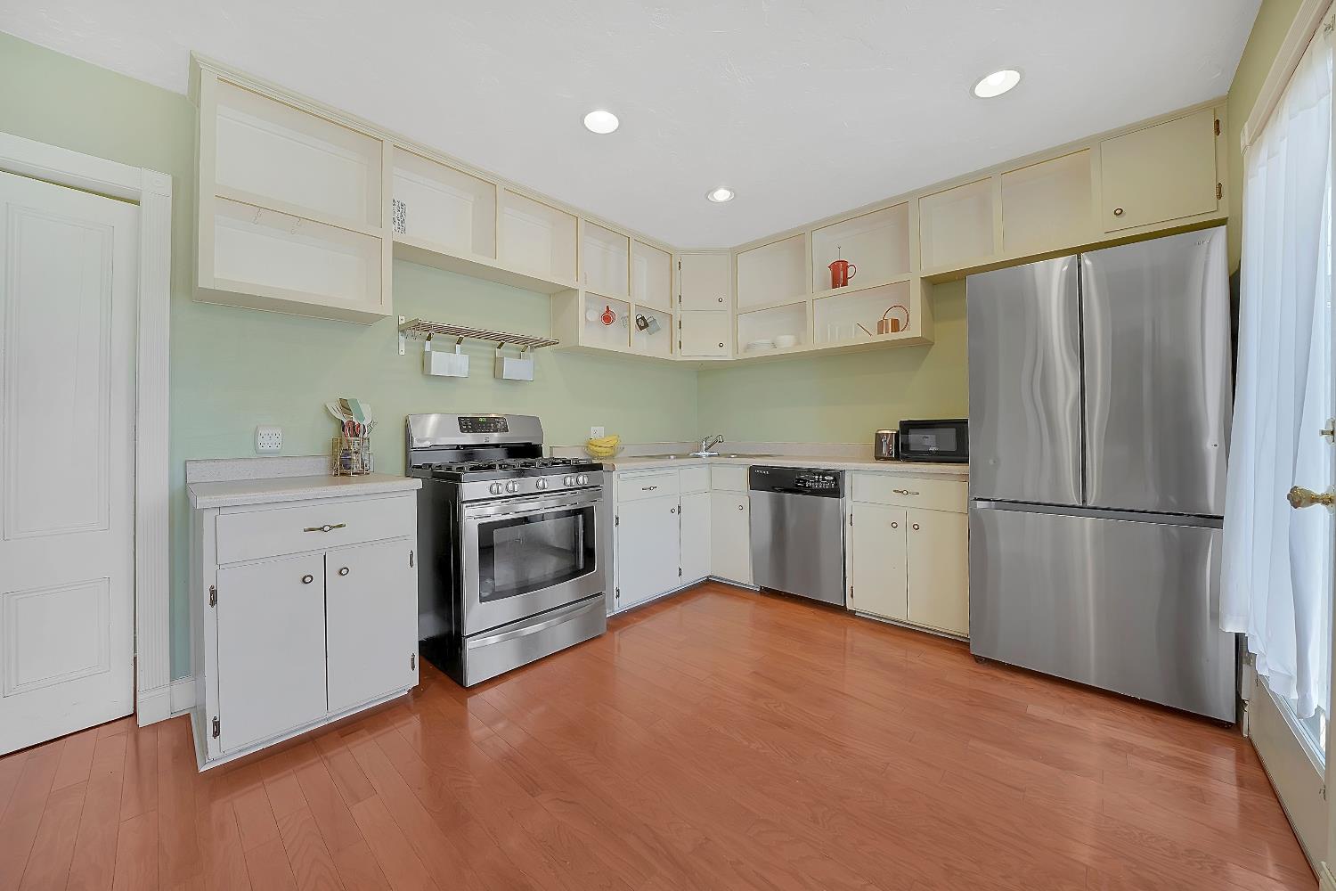 104 South Church Street Ione, CA 95640 - Photo 12 of 33 Kitchen