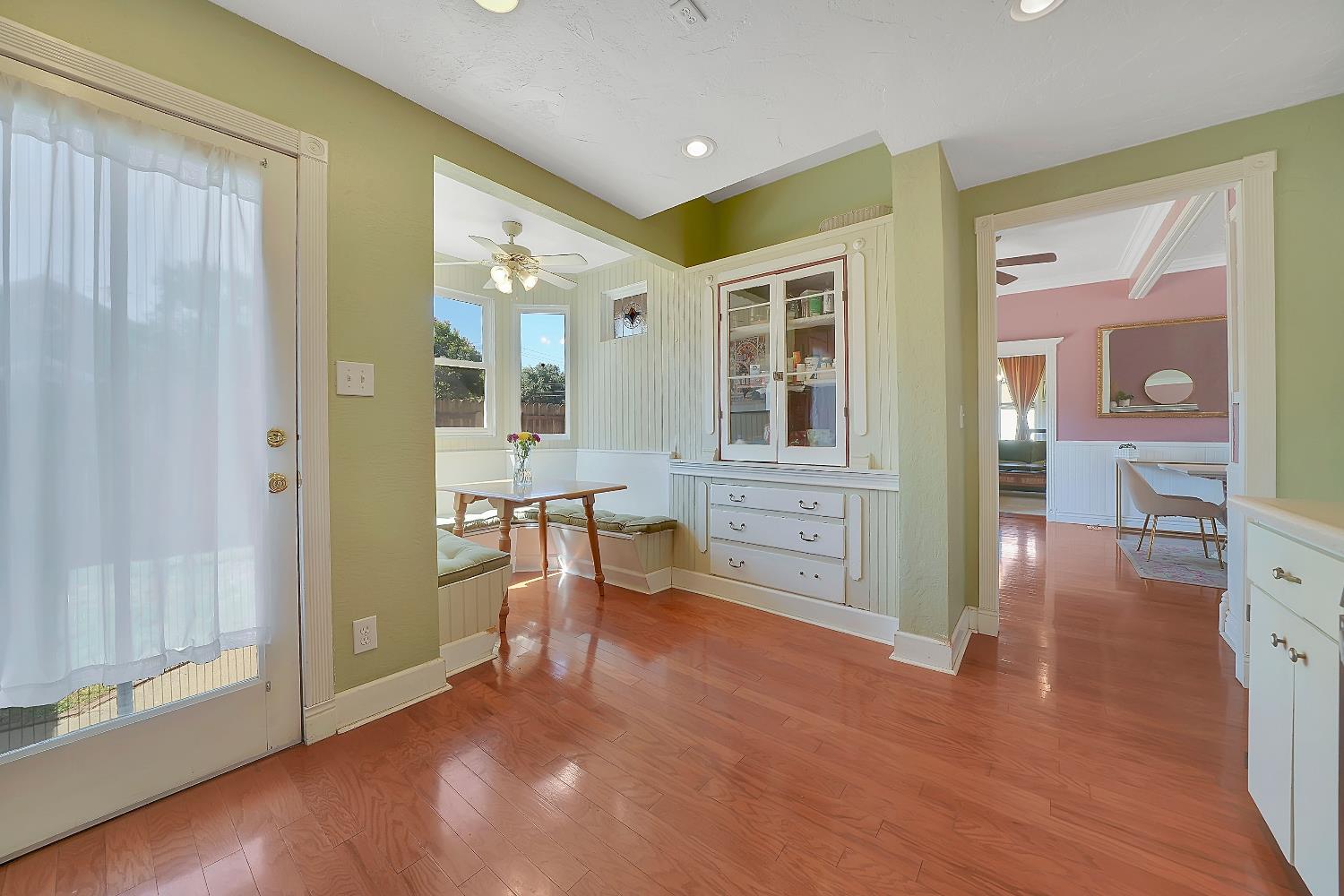 104 South Church Street Ione, CA 95640 - Photo 10 of 33 Breakfast Nook