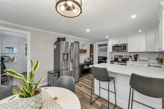 $379,900 | 15 Robert Rogers Road, Dunbarton, NH 03046