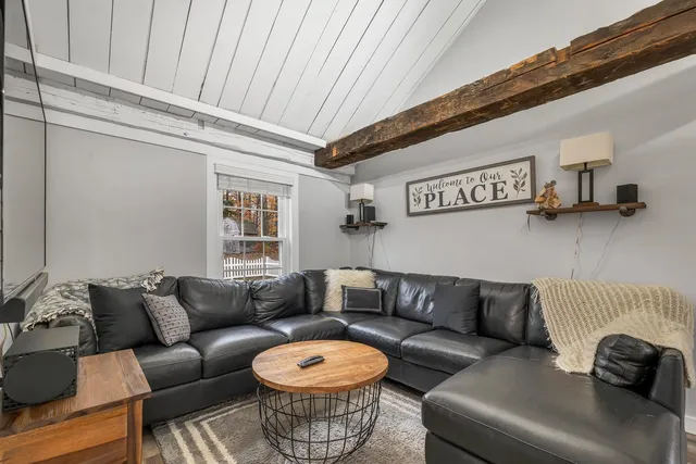 $379,900 | 15 Robert Rogers Road, Dunbarton, NH 03046