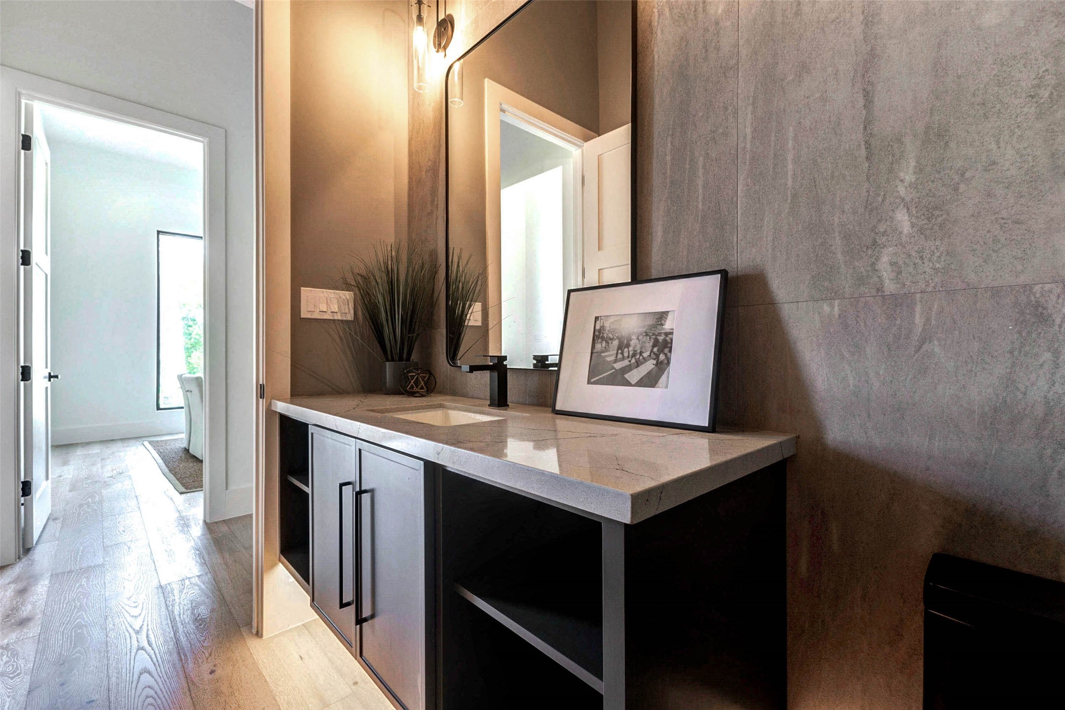 207 West 33rd Street Houston, TX 77018 - Photo 8 of 50