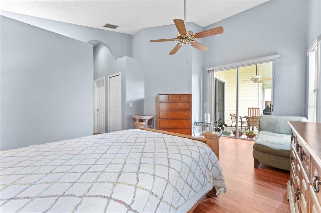 2811 Ripton Court Orlando, FL 32835 - Photo 11 of 46