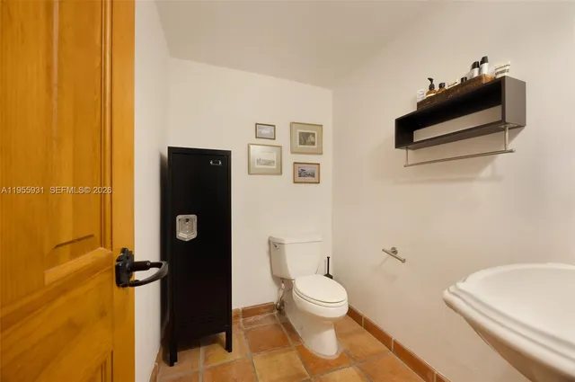 $825,000 | 2666 Tigertail Avenue, Unit 111, Coconut Grove, FL 33133