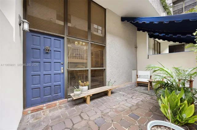 $825,000 | 2666 Tigertail Avenue, Unit 111, Coconut Grove, FL 33133