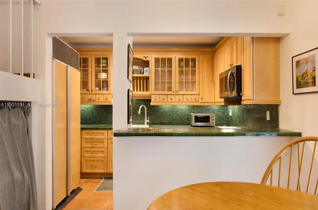 $825,000 | 2666 Tigertail Avenue, Unit 111, Coconut Grove, FL 33133