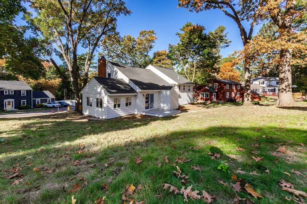 72 Outlook Road Wakefield, MA 01880 - Photo 33 of 42