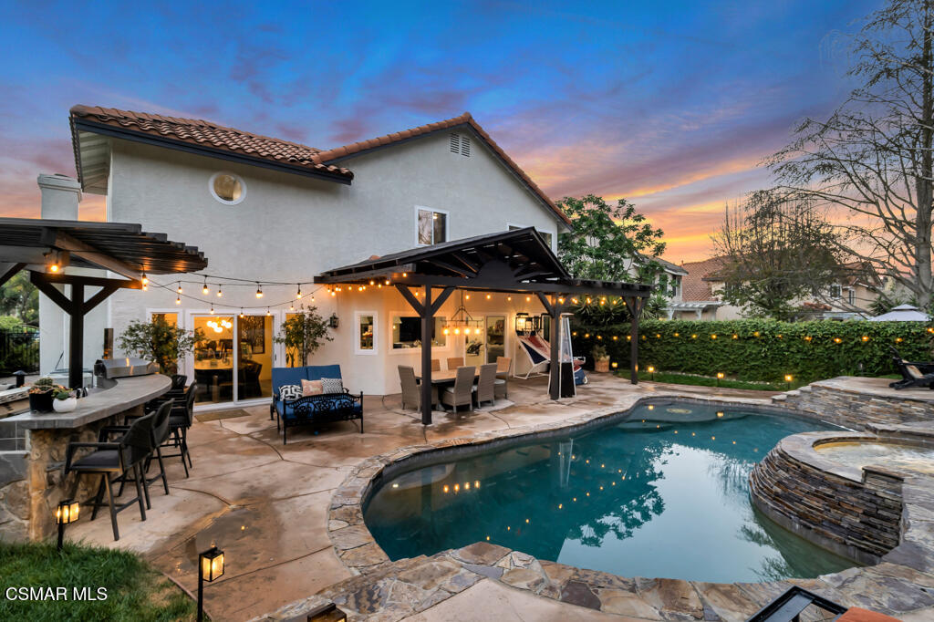 12208 Cherry Grove Street Moorpark, CA 93021 - Photo 71 of 85 12208 Cherry Grove St- HsHProd-1010