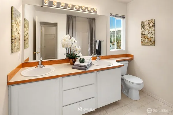 $4,150 | 5101 164th Avenue Southeast, Unit 212, Bellevue, WA 98006