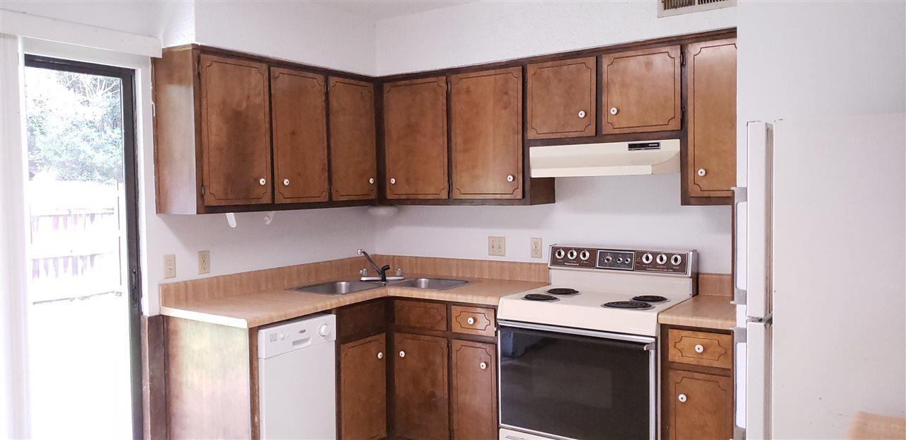 3850 Creighton Road, Unit B1 Pensacola, FL 32504 - Photo 11 of 15