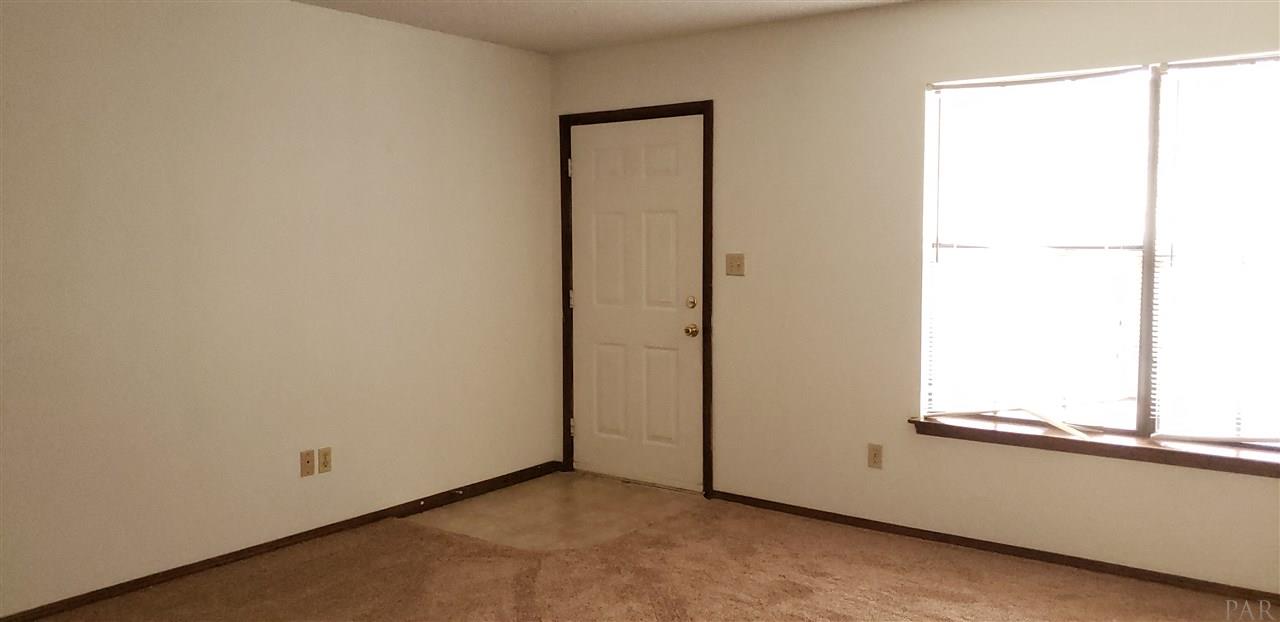 3850 Creighton Road, Unit B1 Pensacola, FL 32504 - Photo 3 of 15